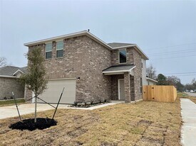 822 Redinger Ridge Dr in Huffman, TX - Building Photo