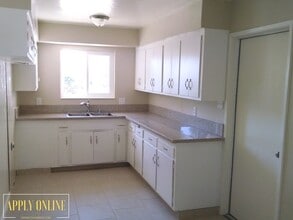 4377 Twain Dr in Olivehurst, CA - Building Photo - Building Photo