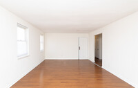 Carriage Court Apartments in Edgewood, MD - Building Photo - Interior Photo