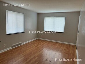 3129 S Smithville Rd in Dayton, OH - Building Photo - Building Photo