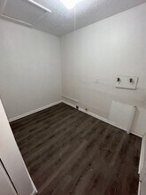 1706 Andrews Dr in Sauget, IL - Building Photo - Building Photo