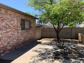 12809 Mountain View Ave NE in Albuquerque, NM - Building Photo - Building Photo