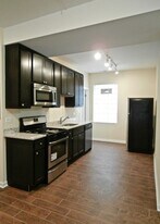 4747 N Troy St, Unit 3W in Chicago, IL - Building Photo