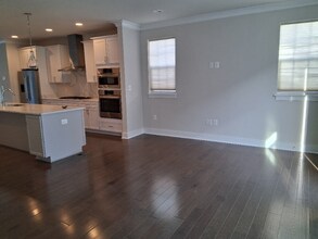 5158 Ridgeview Retreat Dr in Chantilly, VA - Foto de edificio - Building Photo