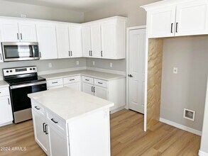 3436 W Florimond Rd in Phoenix, AZ - Building Photo - Building Photo