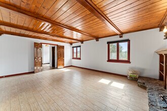 35640 Dormer Rd in Agua Dulce, CA - Building Photo - Building Photo