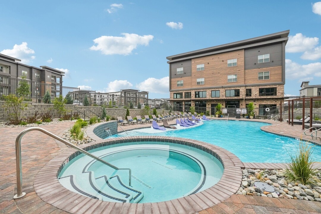 Inkwell at Baseline in Broomfield, CO - Foto de edificio