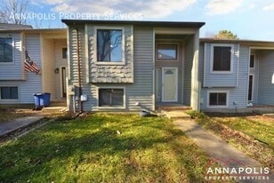 508 Greenblades Ct in Arnold, MD - Building Photo