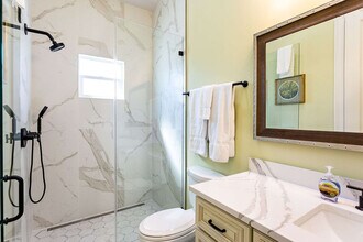 828 110th Ave N, Unit SI ID1504175P in Naples, FL - Foto de edificio - Building Photo