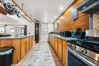 383 Oxford St in Rochester, NY - Building Photo - Building Photo