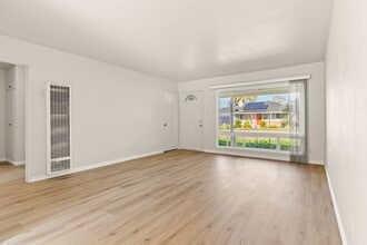 1642 Via Helena in San Lorenzo, CA - Building Photo - Building Photo