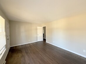 1729 Laverne Dr NW in Huntsville, AL - Building Photo - Building Photo