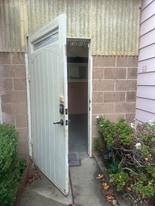 303 E Park Ave in Santa Maria, CA - Building Photo