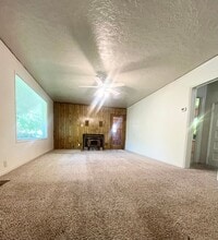 2903 Esplanade in Chico, CA - Building Photo - Building Photo