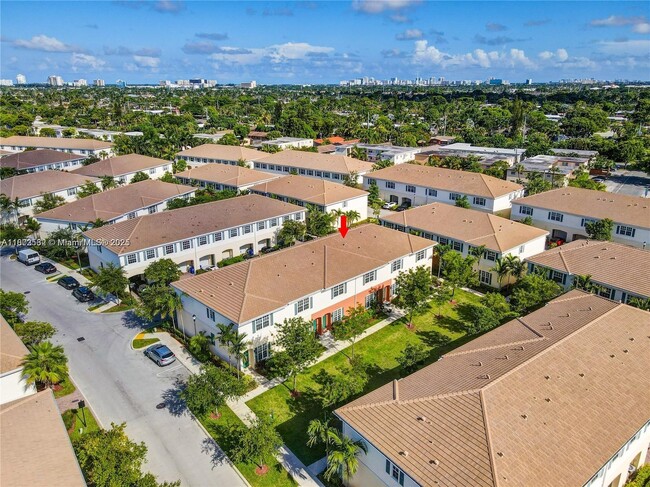 713 SW 2nd Ln in Pompano Beach, FL - Building Photo - Building Photo