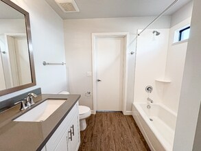 1645 E Cheery Lynn Rd in Phoenix, AZ - Building Photo - Building Photo