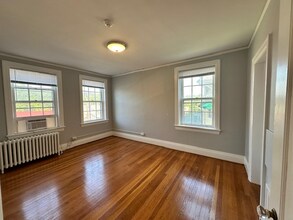 303 N New St in Staunton, VA - Building Photo - Building Photo