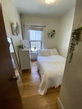 76 Phillips St, Unit #2 in Boston, MA - Building Photo - Building Photo