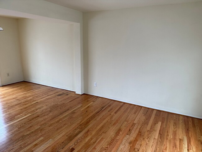 property at 18230 Metz Dr