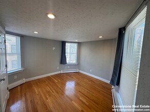 36 Thomas Park, Unit 2 in Boston, MA - Building Photo - Building Photo