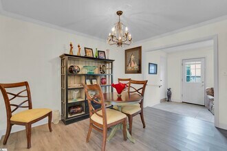 925 Cleveland St in Greenville, SC - Building Photo - Building Photo