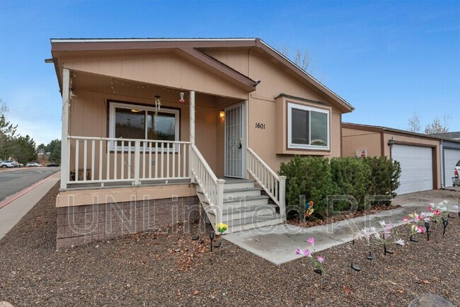 property at 1601 W Sherrie Dr