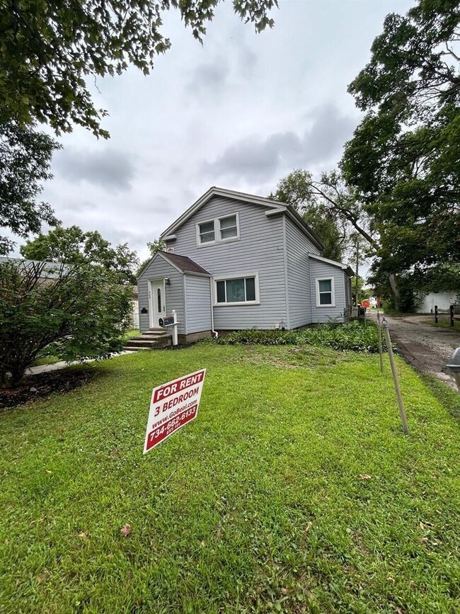 408 S Huron St in Ypsilanti, MI - Building Photo - Building Photo