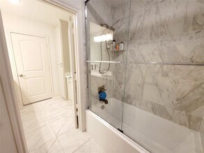426 Isolde Dr in Houston, TX - Building Photo - Building Photo