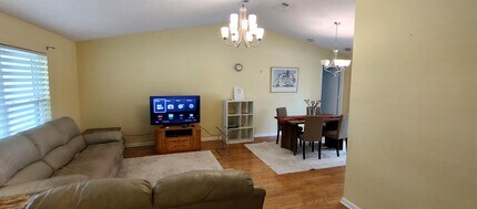 1132 SE Oriental Ave in Port St. Lucie, FL - Building Photo - Building Photo