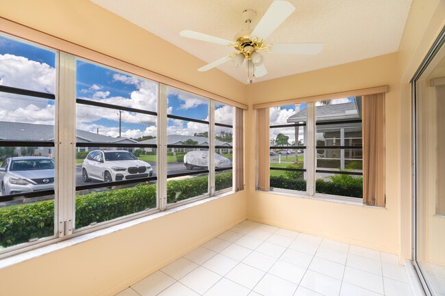 14579 Canalview Dr in Delray Beach, FL - Building Photo - Building Photo