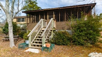 102 N Dawn St in Merritt, NC - Building Photo