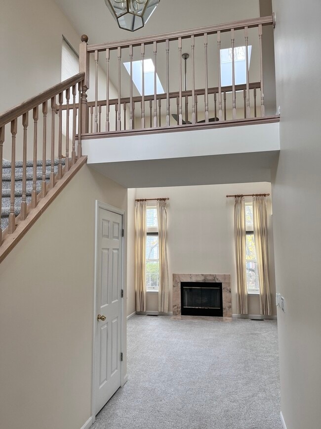 101 Holmes Way in Schaumburg, IL - Building Photo - Building Photo