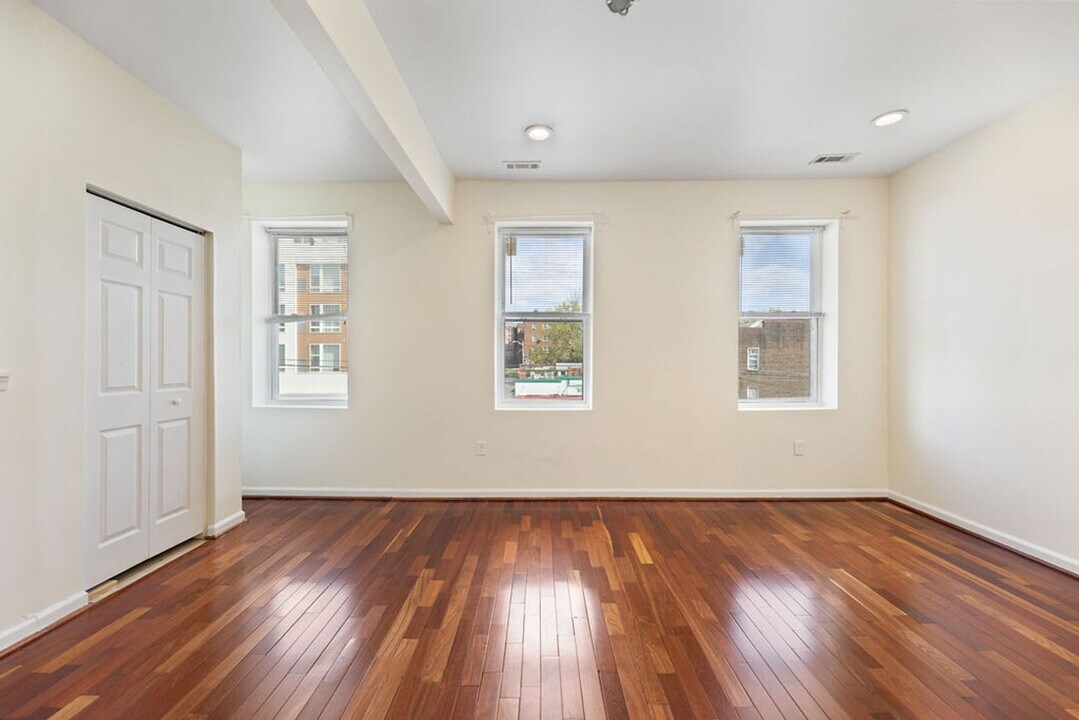 806 Kennedy St NW in Washington, DC - Building Photo