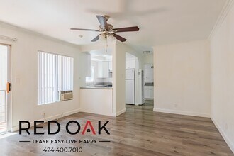 4069 Oakwood Ave in Los Angeles, CA - Building Photo - Building Photo