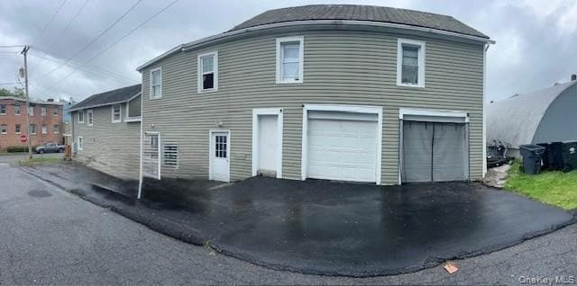 30 Elm St in Walden, NY - Foto de edificio - Building Photo