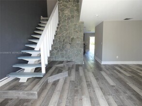 14212 NE 4th Ave in Miami, FL - Building Photo - Building Photo
