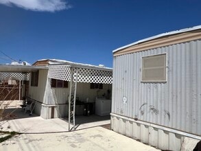 252 Mojave Ln in Henderson, NV - Building Photo - Building Photo