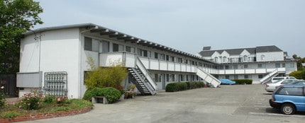 6500 Donal Ave in El Cerrito, CA - Foto de edificio - Building Photo