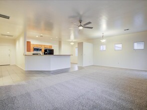 10434 E Rita Ranch Crossing Cir in Tucson, AZ - Building Photo - Building Photo