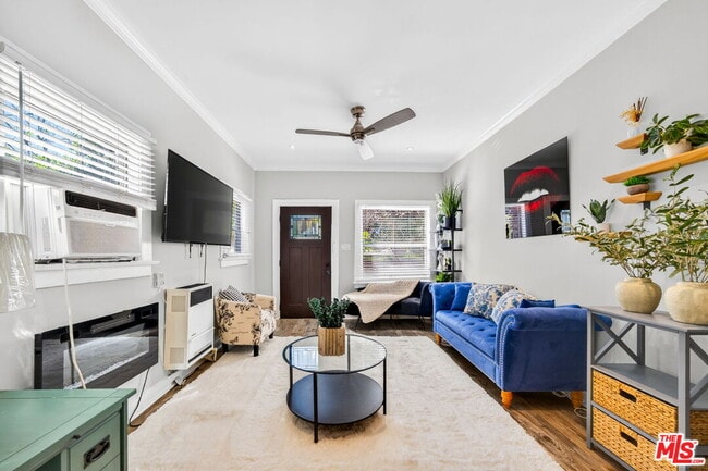 property at 5915 Lexington Ave