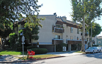 10510 Woodbine St in Los Angeles, CA - Building Photo - Other