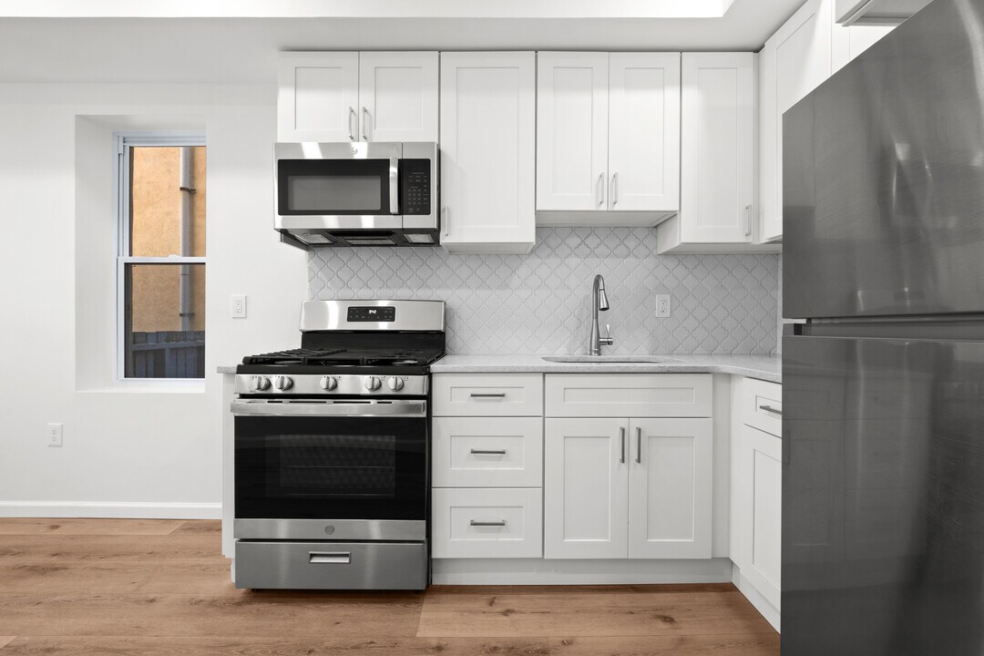 132 S Bellevue Ave, Unit 1 in Atlantic City, NJ - Building Photo