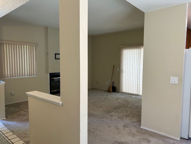 2703 Lakeview Dr in Santa Rosa, CA - Building Photo - Building Photo