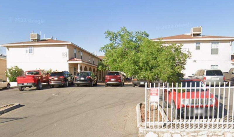 11078 Vista Del Sol Dr in El Paso, TX - Building Photo