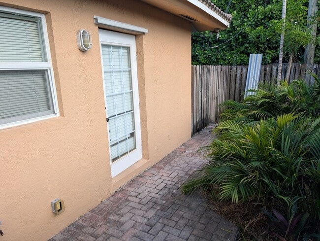 property at 728 NE 13th Ct