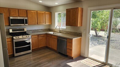 5910 Poinsettia Ct in Sun Valley, NV - Building Photo - Building Photo