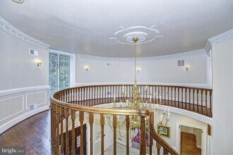 12009 Piney Meetinghouse Rd in Potomac, MD - Building Photo - Building Photo