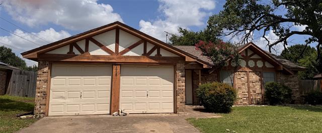 property at 1928 Hurstview Dr
