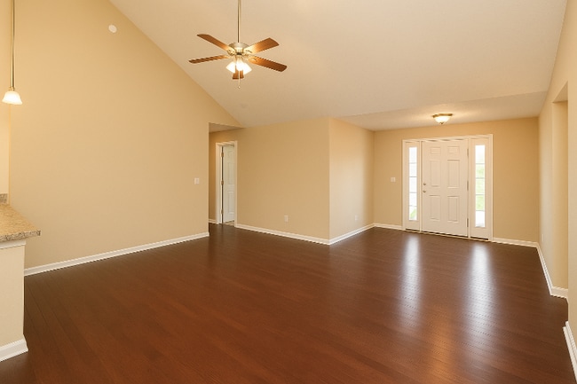 7320 Quindero Run Rd in Louisville, KY - Building Photo - Building Photo