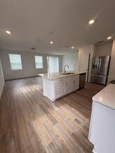 16407 Bird of Paradise Ave in Clermont, FL - Building Photo - Building Photo